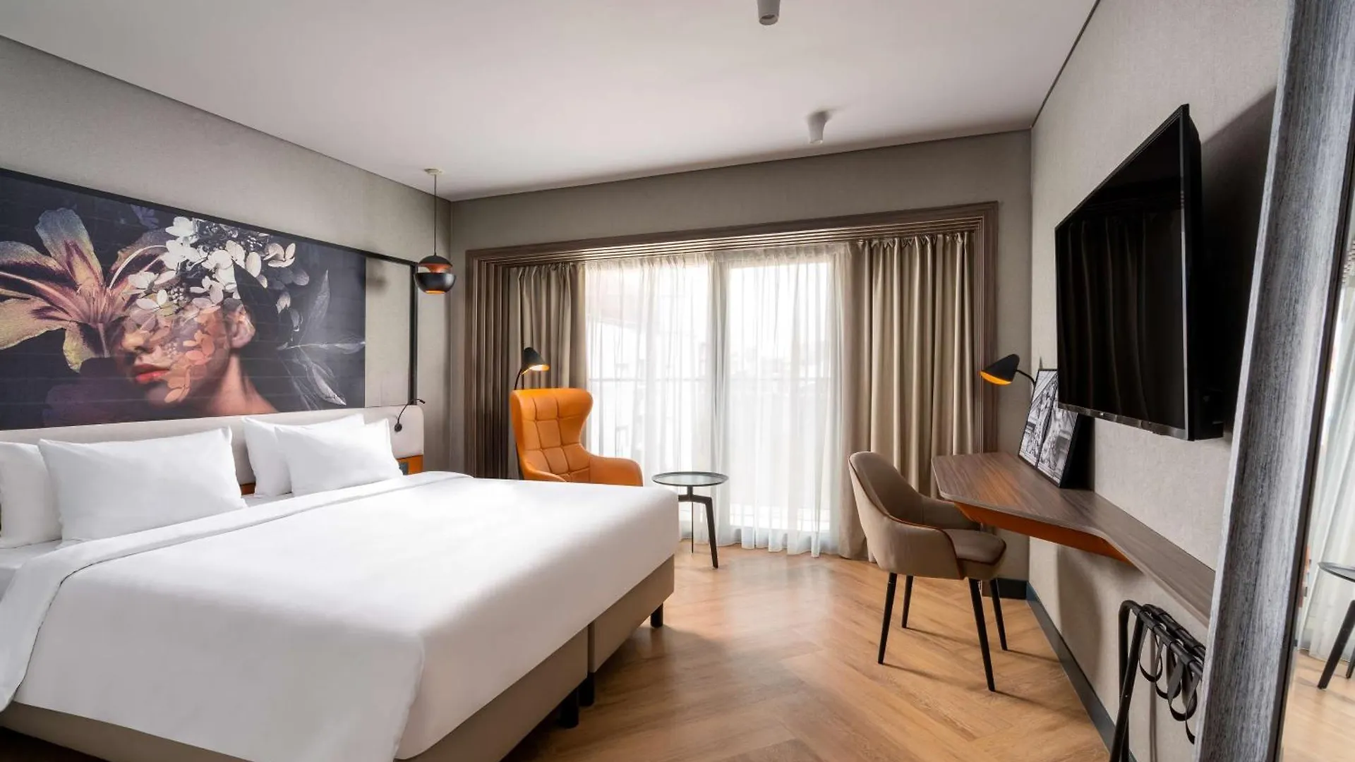 Radisson Blu Hotel Bucharest 5*,