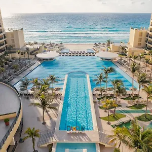 The Royal Sands & Feriested Cancún